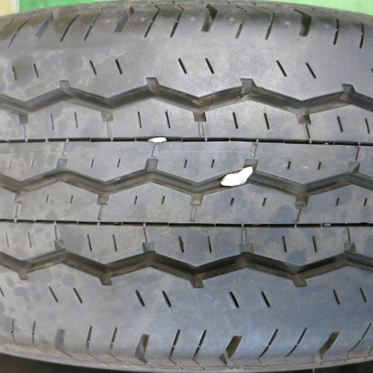 バリ溝！25年！キレイ！9.5分★DAYTONA 195/80R15 107/105S ブリヂストン エコピア RD613 デイトナ 15インチ PCD139.7/6H★6050303HAノ