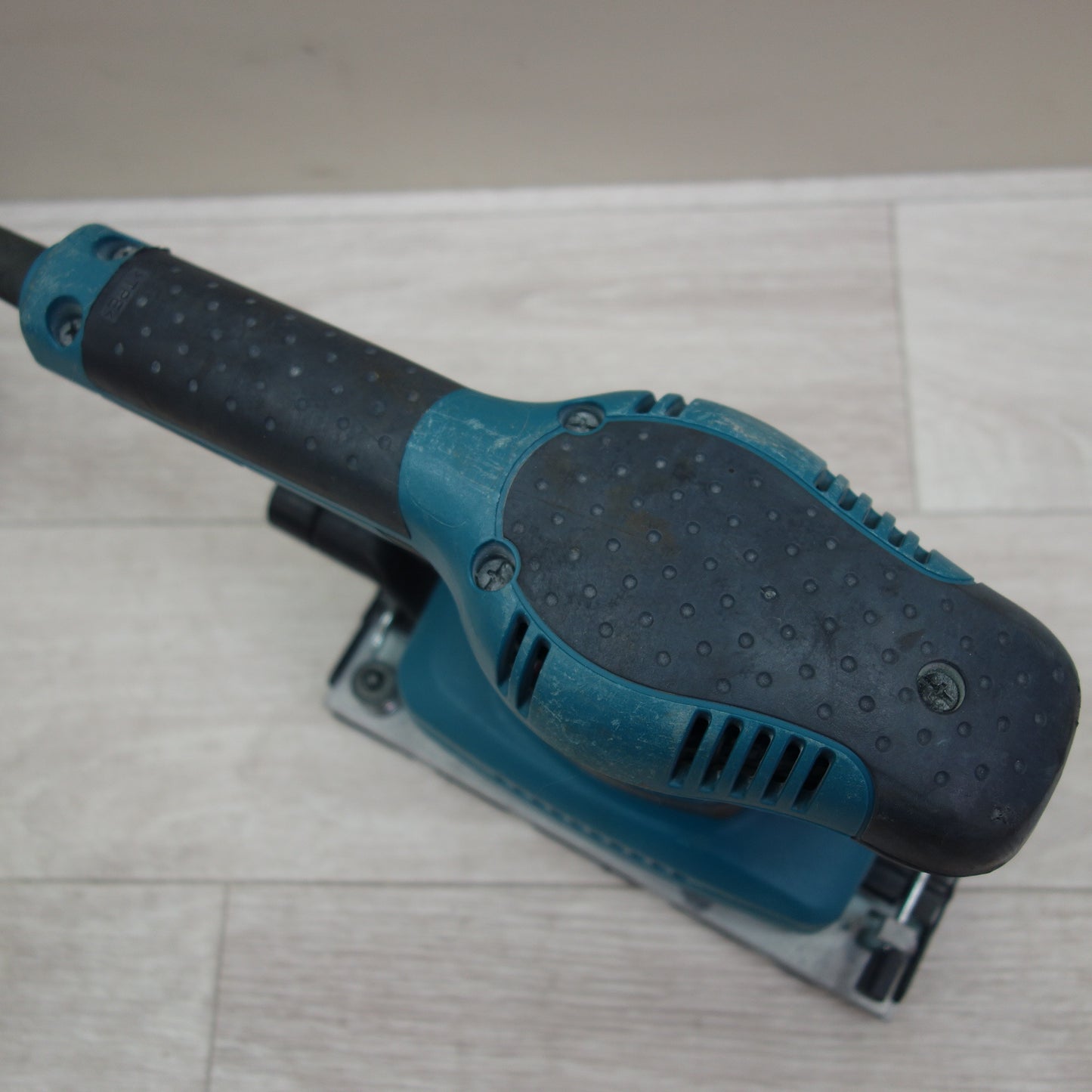 [送料無料] ☆マキタ 仕上 サンダ BO3710 電動 工具 サンダー 研摩 研磨 機 100V makita☆