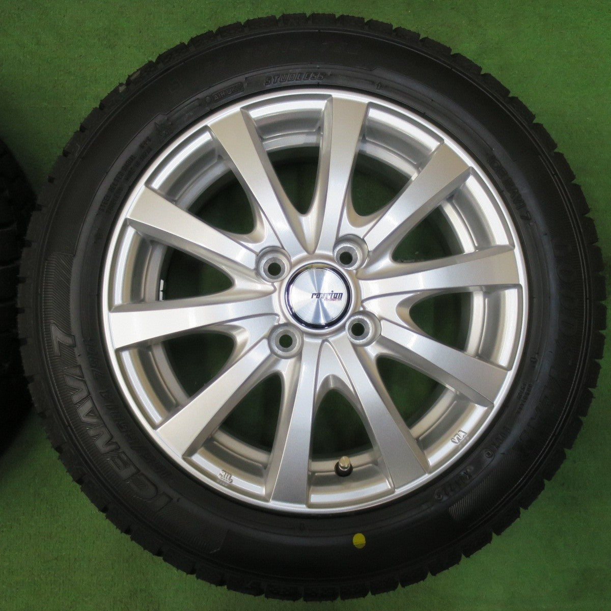 未使用！22年★スタッドレス 165/65R14 グッドイヤー アイスナビ7 ravrion RS01 ラブリオン 14インチ PCD100/4H★5011514イス