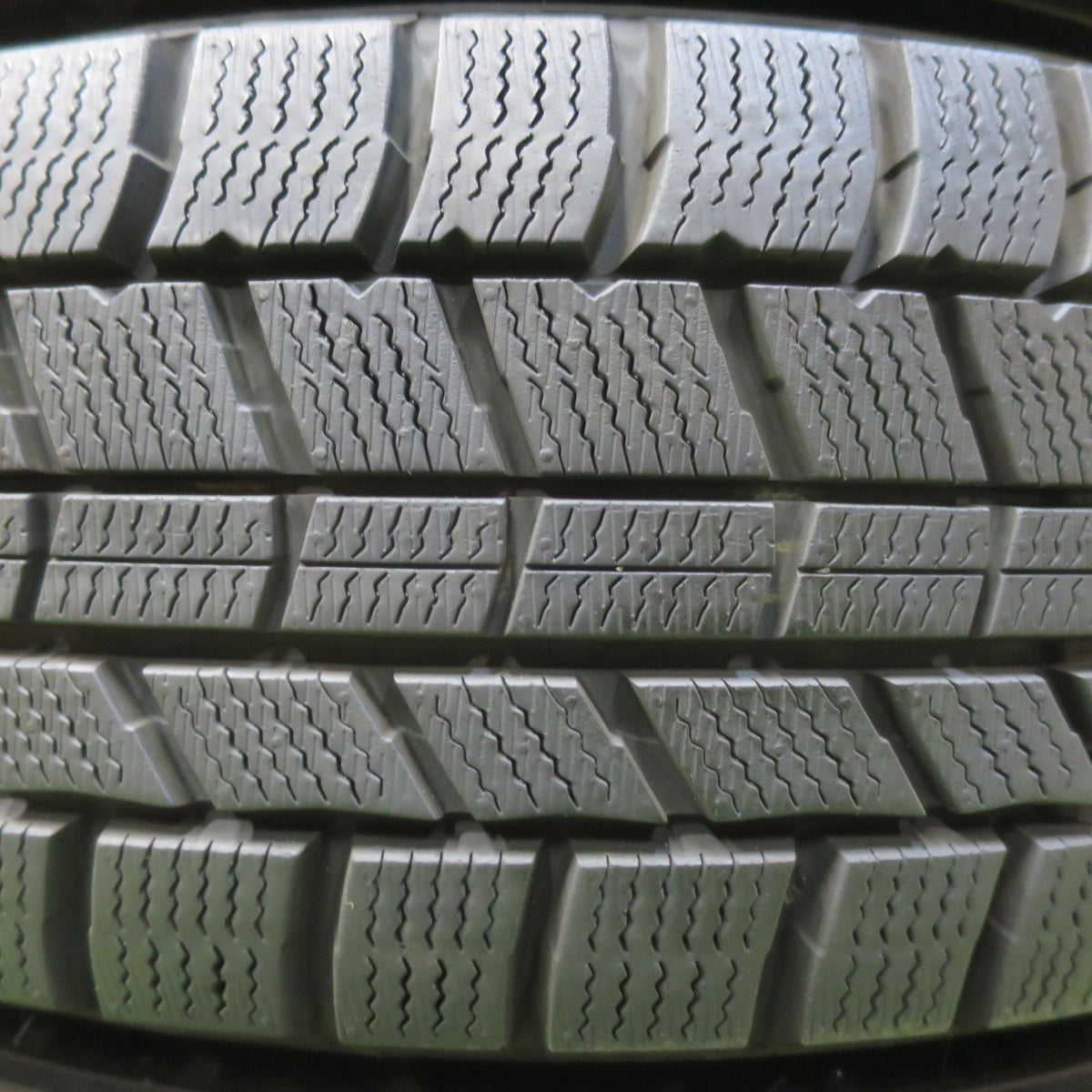 超バリ溝！22年！キレイ！ほぼ10分★スタッドレス 175/65R15 オートバックス ノーストレック N5 LEBEN レーベン 15インチ PCD100/4H★5112105イス