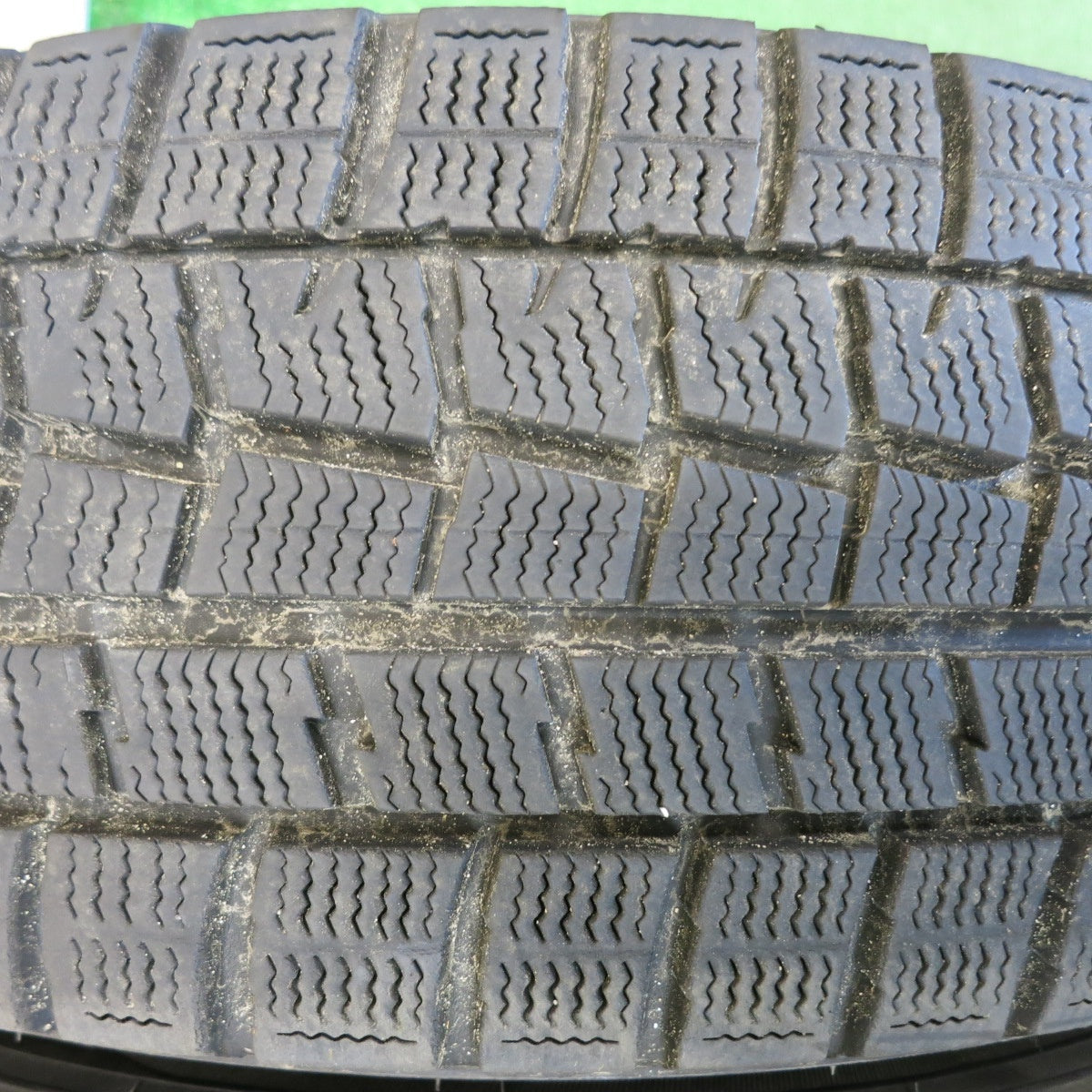 バリ溝！9.5分◎インプレッサ 等 205/60R16 スタッドレス ダンロップ ウインターマックス WM01 VIOLENTO ヴィオレント 16インチ PCD100/5H◎6080206HAス