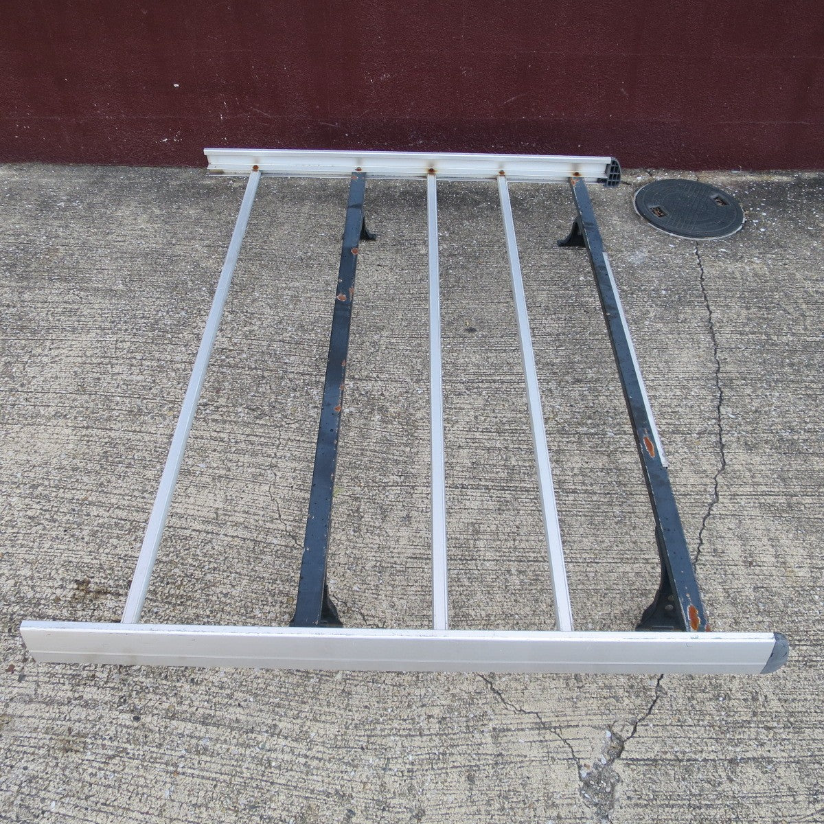 【愛知発 直接引取限定】付属品付き◆日産 VW2E26系 NV350 キャラバン ルーフ キャリア ラック メーカー 型式 不明◆