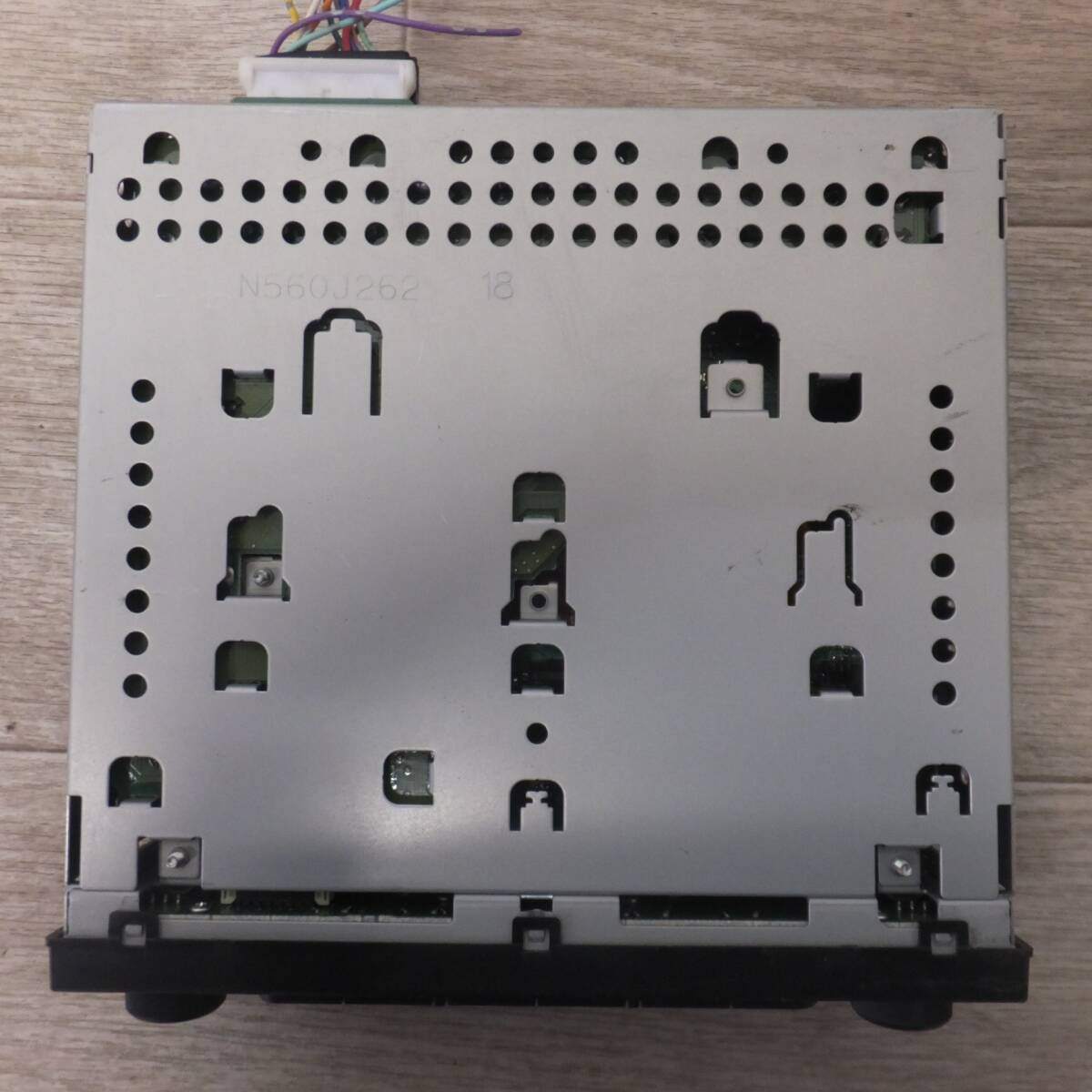 [送料無料] ジャンク★三菱 MITSUBISHI 純正 カーオーディオ CDプレーヤー U235 8701A124 DY-1MJ8-T★