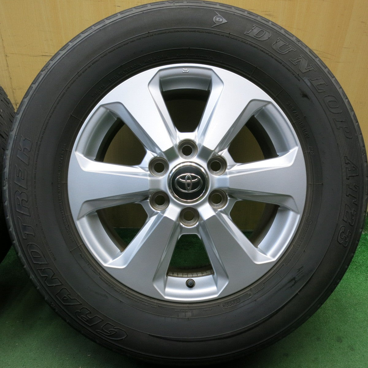 キレイ！22年★トヨタ ランクル 300 AX GX 純正 265/65R18 ダンロップ AT23 グラントレック 18インチ PCD139.7/6H★5100406HAノ