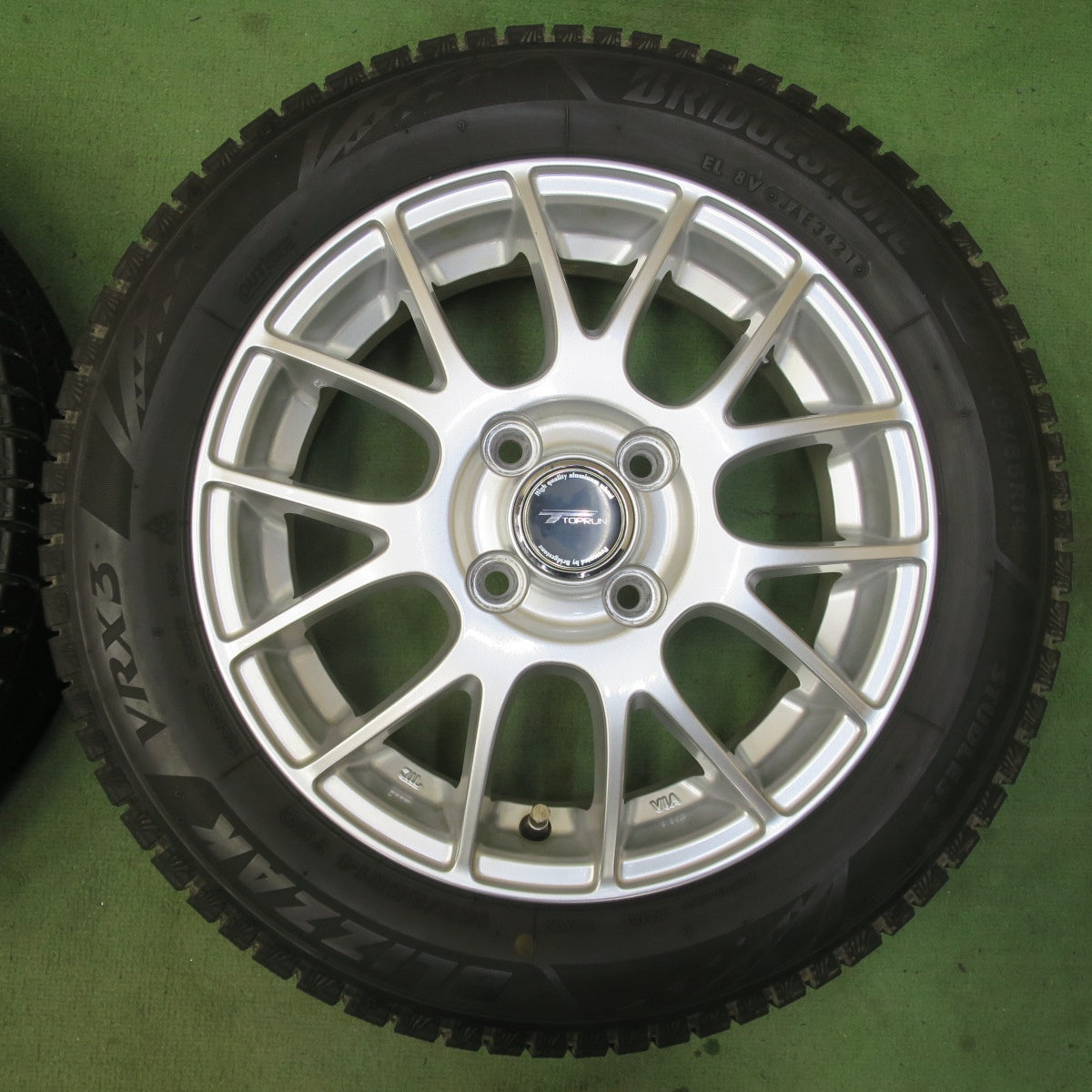 キレイ★スタッドレス 155/65R14 ブリヂストン ブリザック VRX3 TOPRUN トップラン 14インチ PCD100/4H★6033010イス