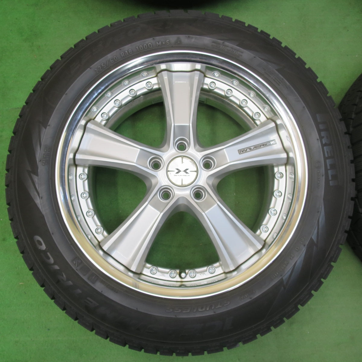 [送料無料] バリ溝！8.5分★スタッドレス 225/60R18 ピレリ アイスアシンメトリコ MAVERICK マーベリック 005S SL 18インチ PCD114.3/5H★5022402イス