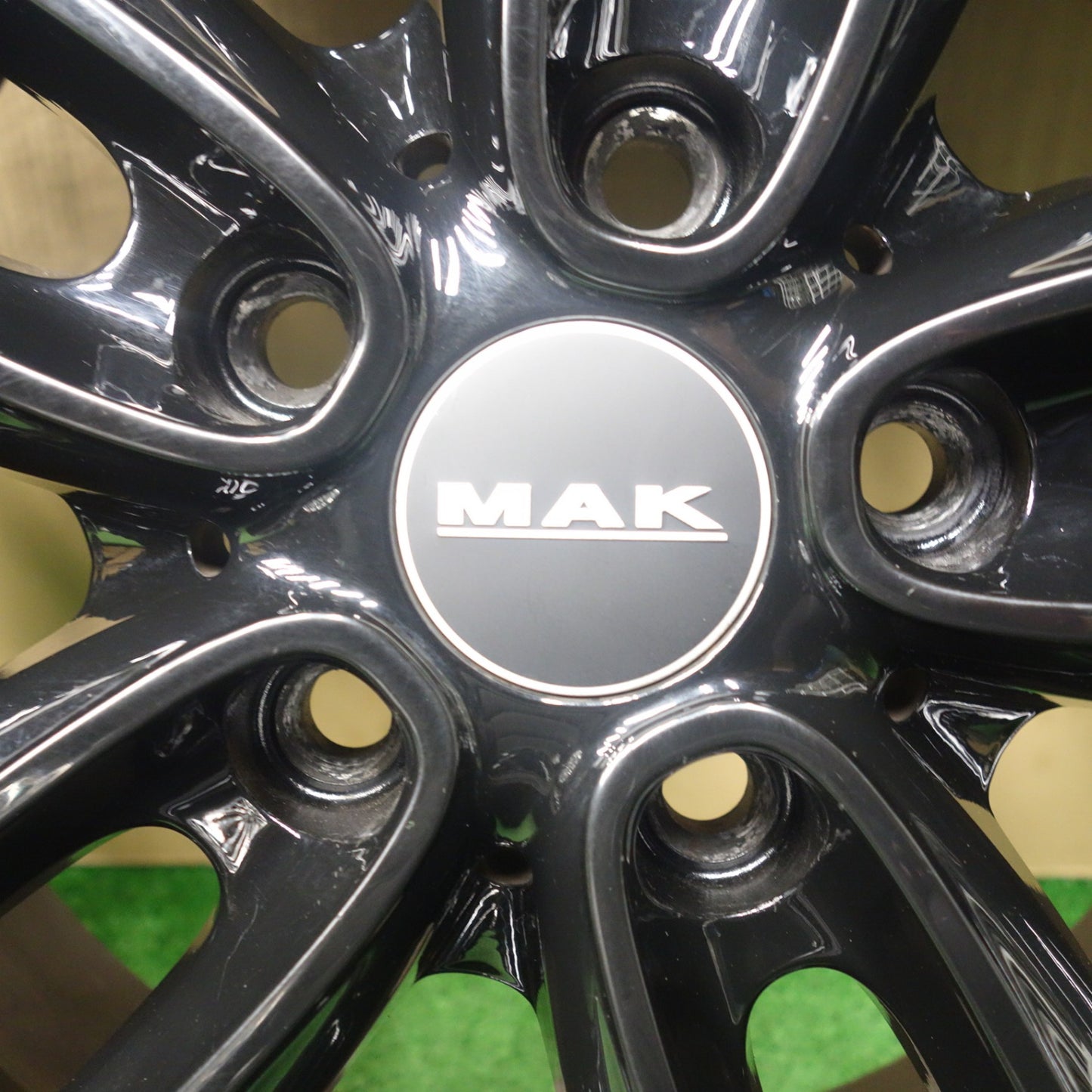 バリ溝！9.5分★MAK OXFORD 195/55R16 スタッドレス ブリヂストン ブリザック VRX3 16インチ オクスフォード PCD112/5H★6030604KTス