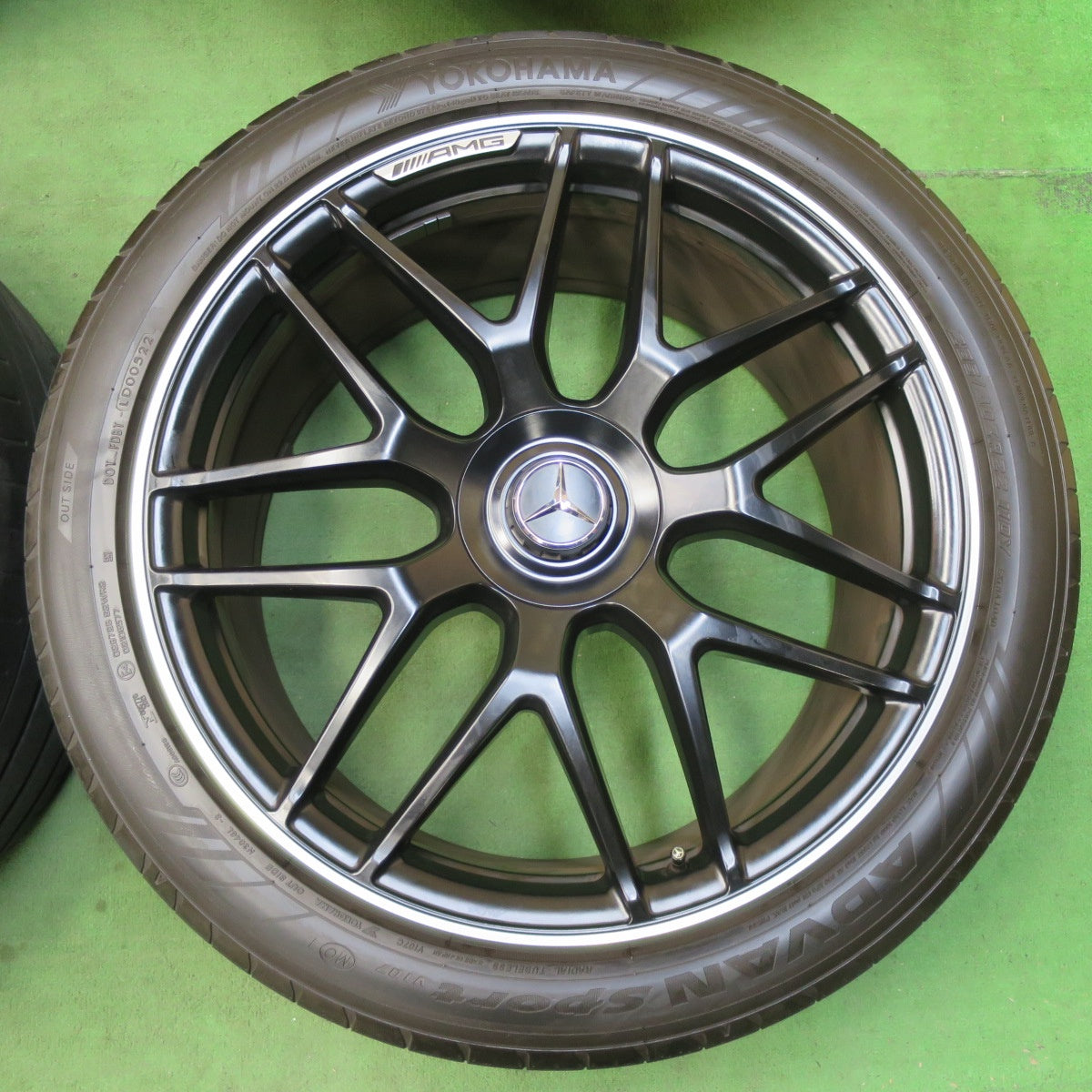 [送料無料] キレイ！22年★ベンツ GLE 63 W167 V167 純正 AMG 285/40R22 325/35R22 ヨコハマ アドバン スポーツ V107 22インチ PCD112/5H★5012412イノ