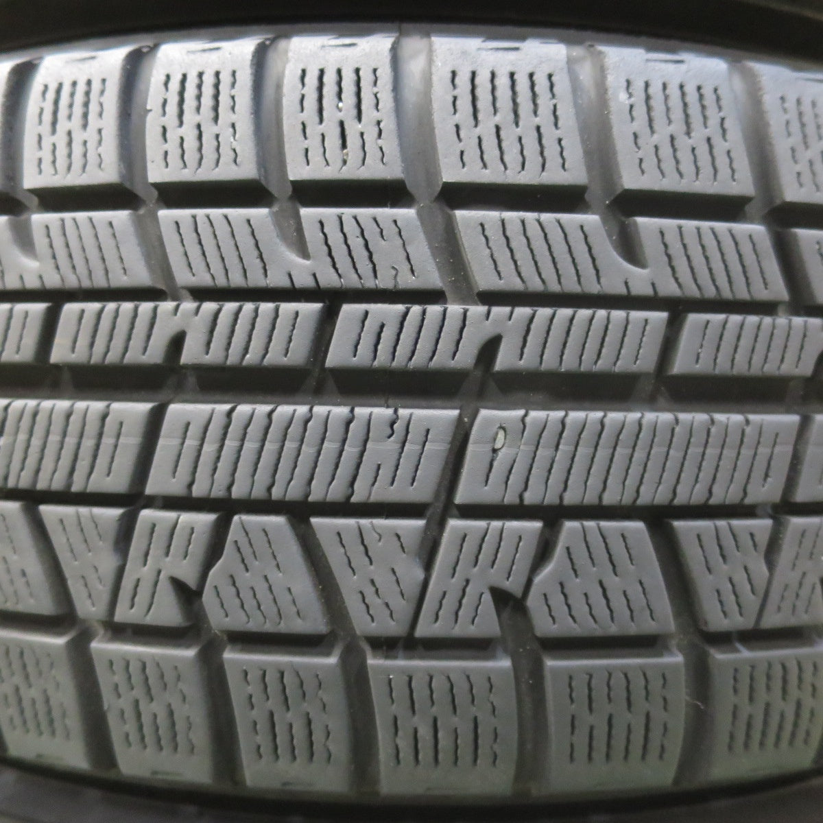 バリ溝！キレイ！8.5分★スタッドレス 185/65R15 ヨコハマ アイスガード iG50 プラス ESTROSA エステローザ 15インチ PCD100/4H★6022304イス