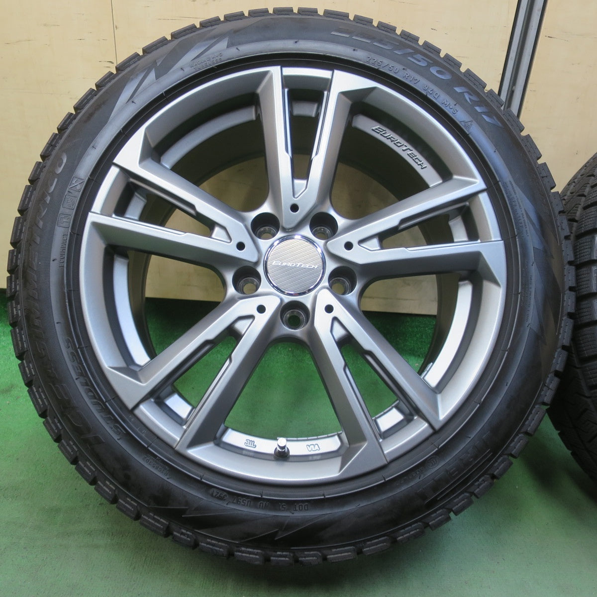 バリ溝！キレイ！9分★アウディ A4 等 EUROTECH GAYA SOLI 225/50R17 スタッドレス ピレリ アイスアシンメトリコ ユーロテック ガヤ ソリ 17インチ PCD112/5H★6051203イス