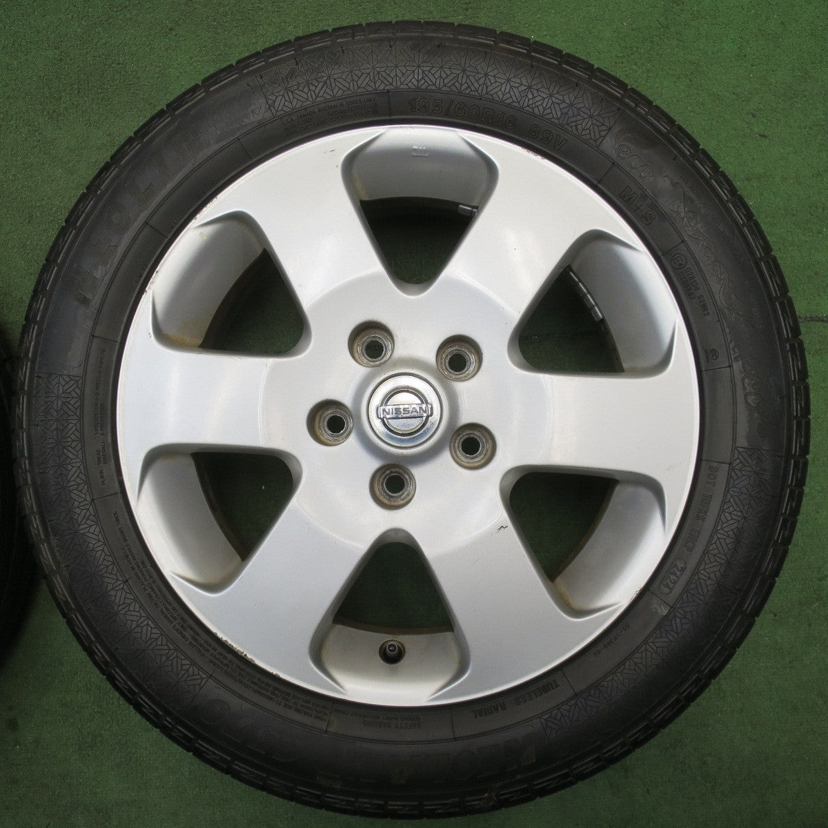 超バリ溝！24年！ほぼ10分★日産 C25 セレナ 純正 195/60R16 ネオリン NEOLAND C570 16インチ PCD114.3/5H★6052902NJノ