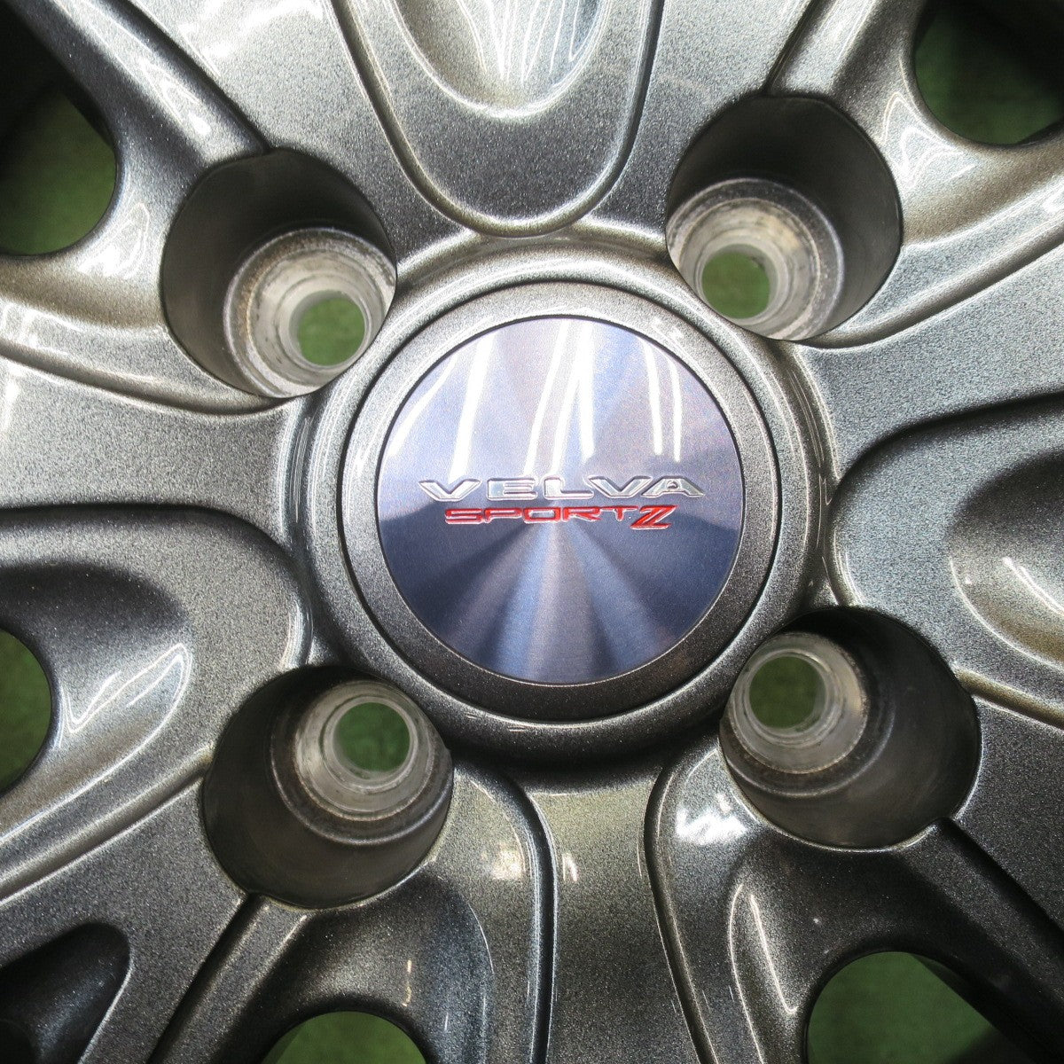バリ溝！23年！キレイ！9.5分★スタッドレス 195/65R16 ヨコハマ アイスガード iG60 VELVA SPORTZ ヴェルヴァ 16インチ PCD100/4H★6042105NJス