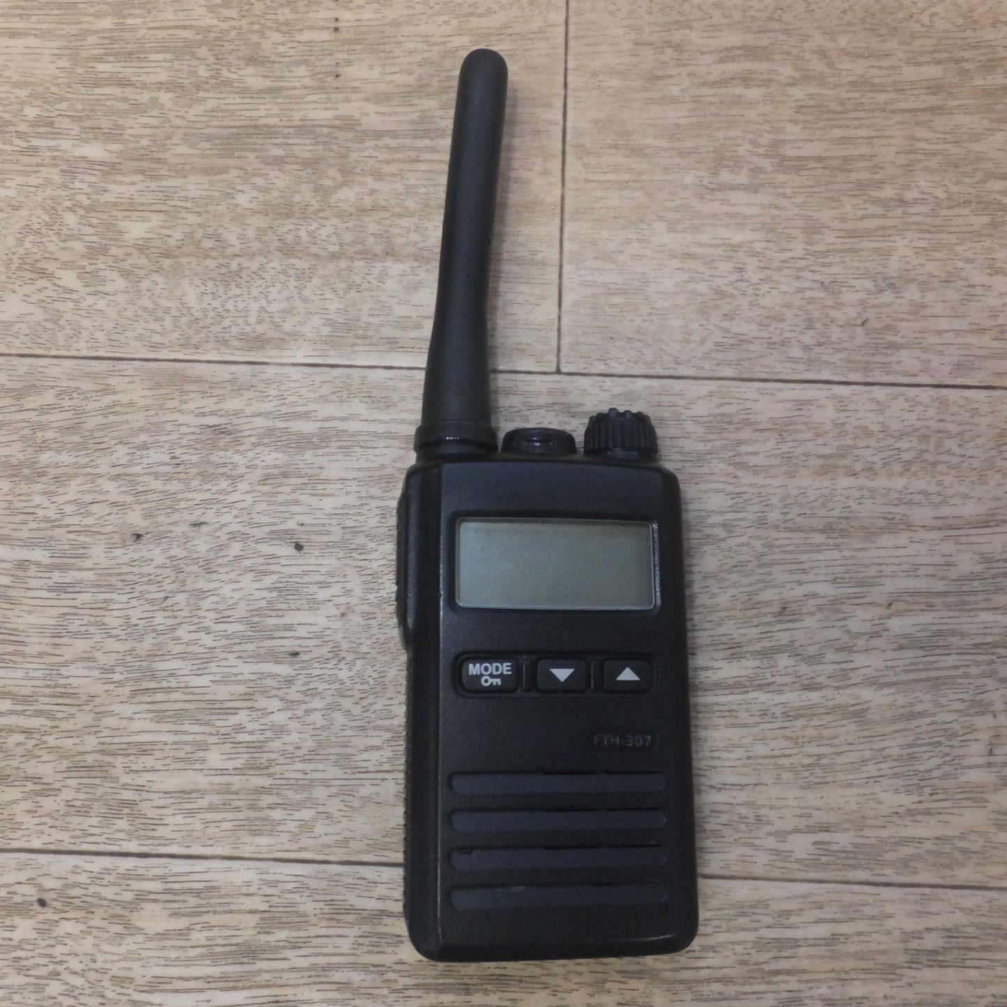 [送料無料] 現状品★バーテックススタンダード STANDARD 特定小電力トランシーバー FTH-307★