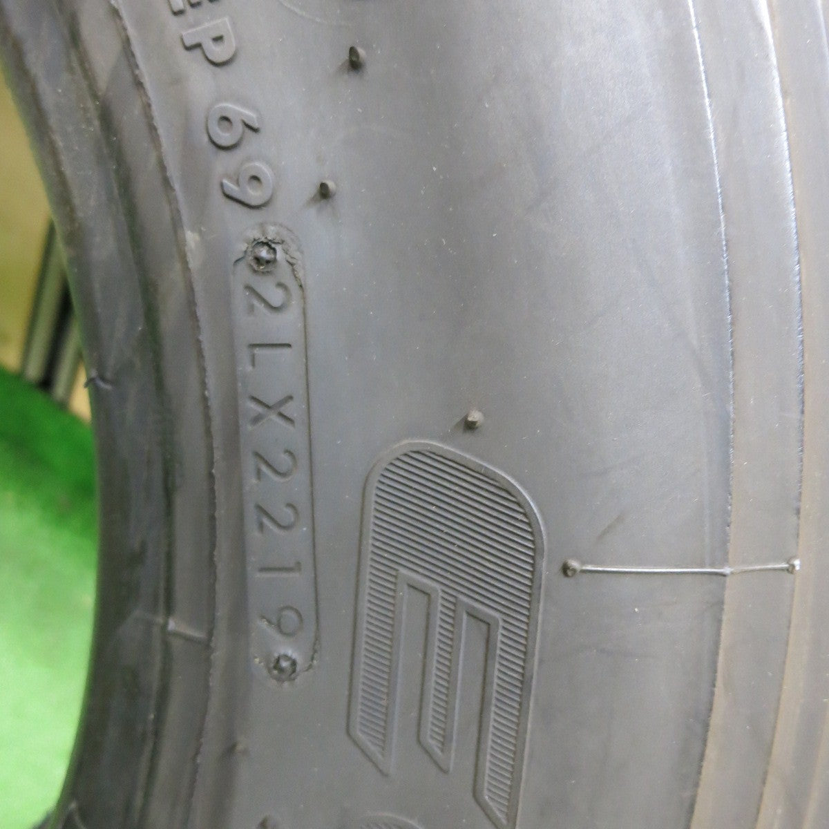 [送料無料] 1本価格★トラック タイヤ 225/80R17.5 123/122L ブリヂストン エコピア M801 ミックス オールシーズン 17.5インチ★5021001ナスタ