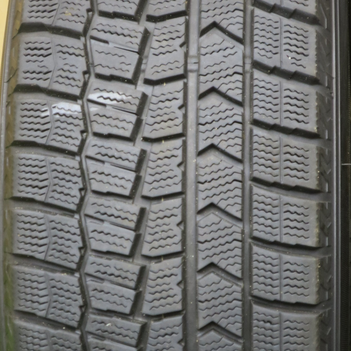 バリ溝！22年！キレイ！9.5分★スタッドレス 195/65R15 ダンロップ ウインターマックス WM02 VEMOTION Vエモーション 15インチ PCD114.3/5H★5051803TTス