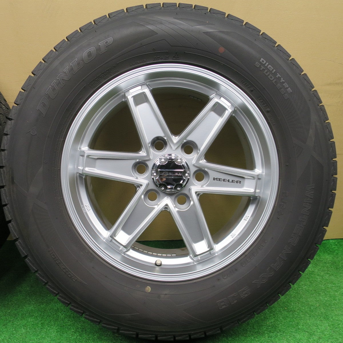 バリ溝！23年！キレイ！9.5分★KEELER TACTICS 265/65R18 スタッドレス ダンロップ ウインターマックス SJ8 SJ8+ キーラー タクティクス 18インチ PCD139.7/6H★5120501NKス