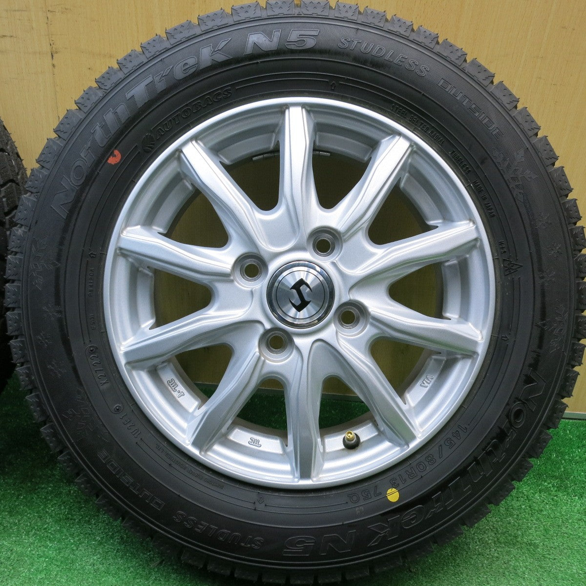 ほぼ未使用！22年！キレイ★スタッドレス 145/80R13 オートバックス ノーストレック N5 社外 アルミ 13インチ PCD100/4H★5121801HAス