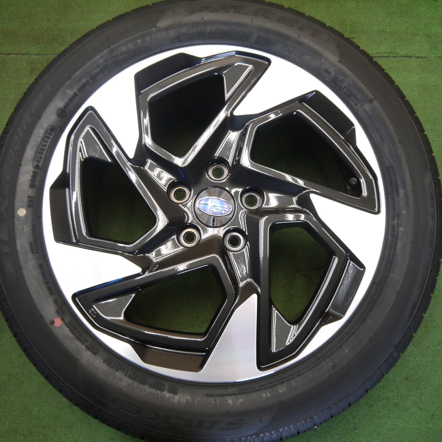 新車外し！25年★スバル クロストレック 純正 225/55R18 ファルケン ZIEX ZE001A A/S 18インチ PCD114.3/5H★6060907Hノ