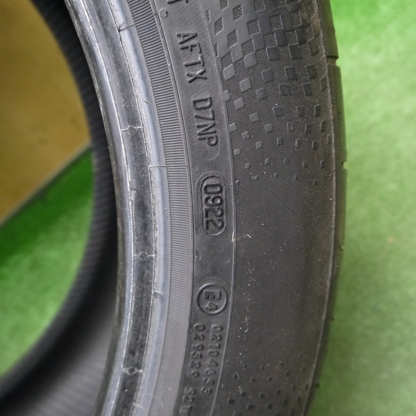 2本価格！22年★315/40R21 コンチネンタル スポーツコンタクト6 タイヤ 21インチ ベンツ GLE GLS 等★6032505Hノタ