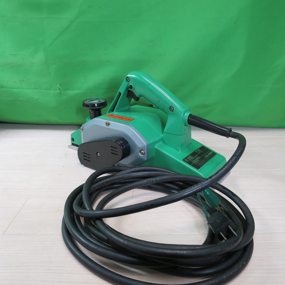 [送料無料] ☆日立工機 120mm 電動 電気 かんな 100V P35 鉋 カンナ 電動 工具☆