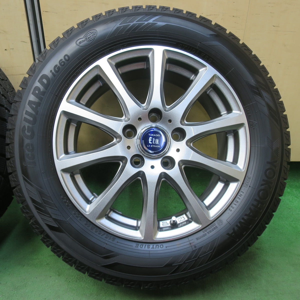 バリ溝！22年！キレイ！9.5分★スタッドレス 215/60R16 ヨコハマ アイスガード iG60 TIRADO Eta LA STRADA ティラード ラストラーダ 15インチ PCD114.3/5H★5122002イス