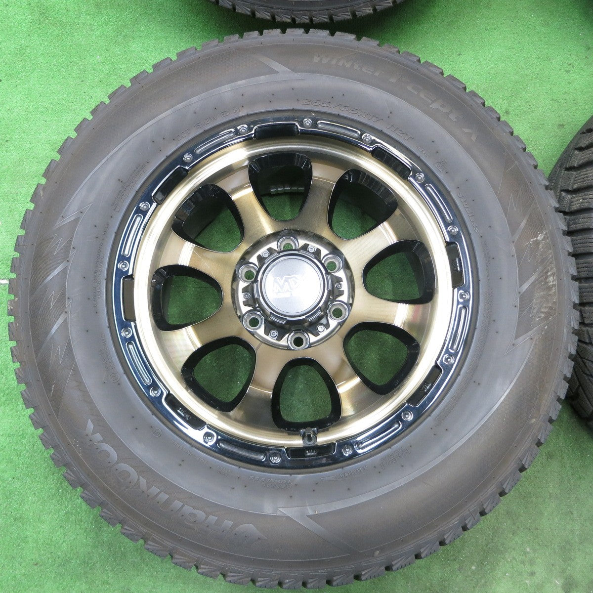 バリ溝！22年！キレイ！9.5分★スタッドレス MX MAD CROSS 265/65R17 ハンコック ウインター アイセプト X マッドクロス 17インチ PCD139.7/6H★5062502ナス