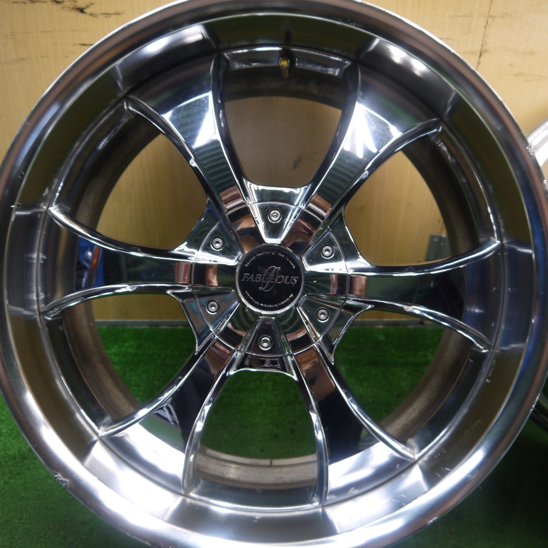 希少！4本価格☆FABULOUS EXPAND ファブレス 19インチ ホイール 19×8.0