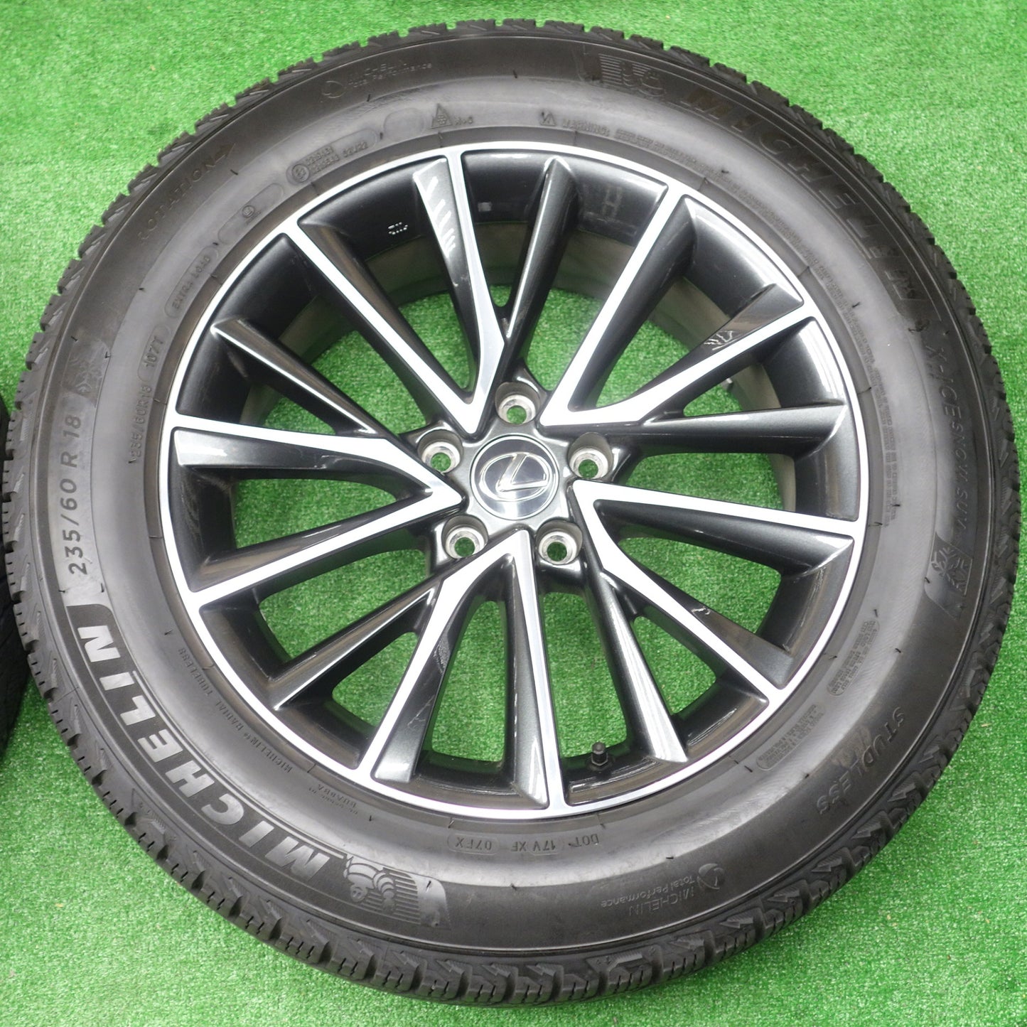 センサー付！バリ溝！23年！キレイ！9分★レクサス 20系 NX 純正 235/60R18 スタッドレス ミシュラン X-ICE SNOW SUV 18インチ PCD114.3/5H★5120402KTス