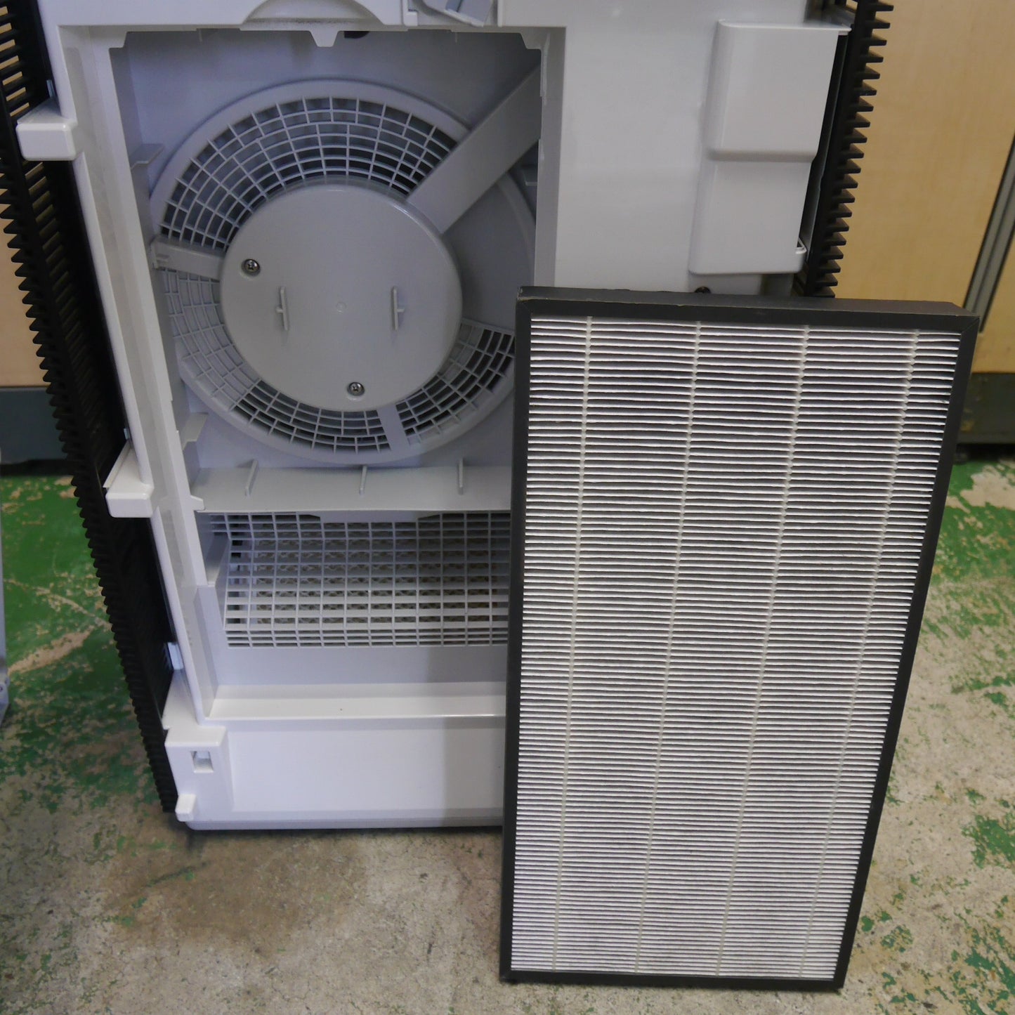 [送料無料] ☆Panasonic ジアイーノ 次亜塩素酸 空間 除菌 脱臭機 F-MV3000 空気 清浄機 清浄器 パナソニック 100V②☆