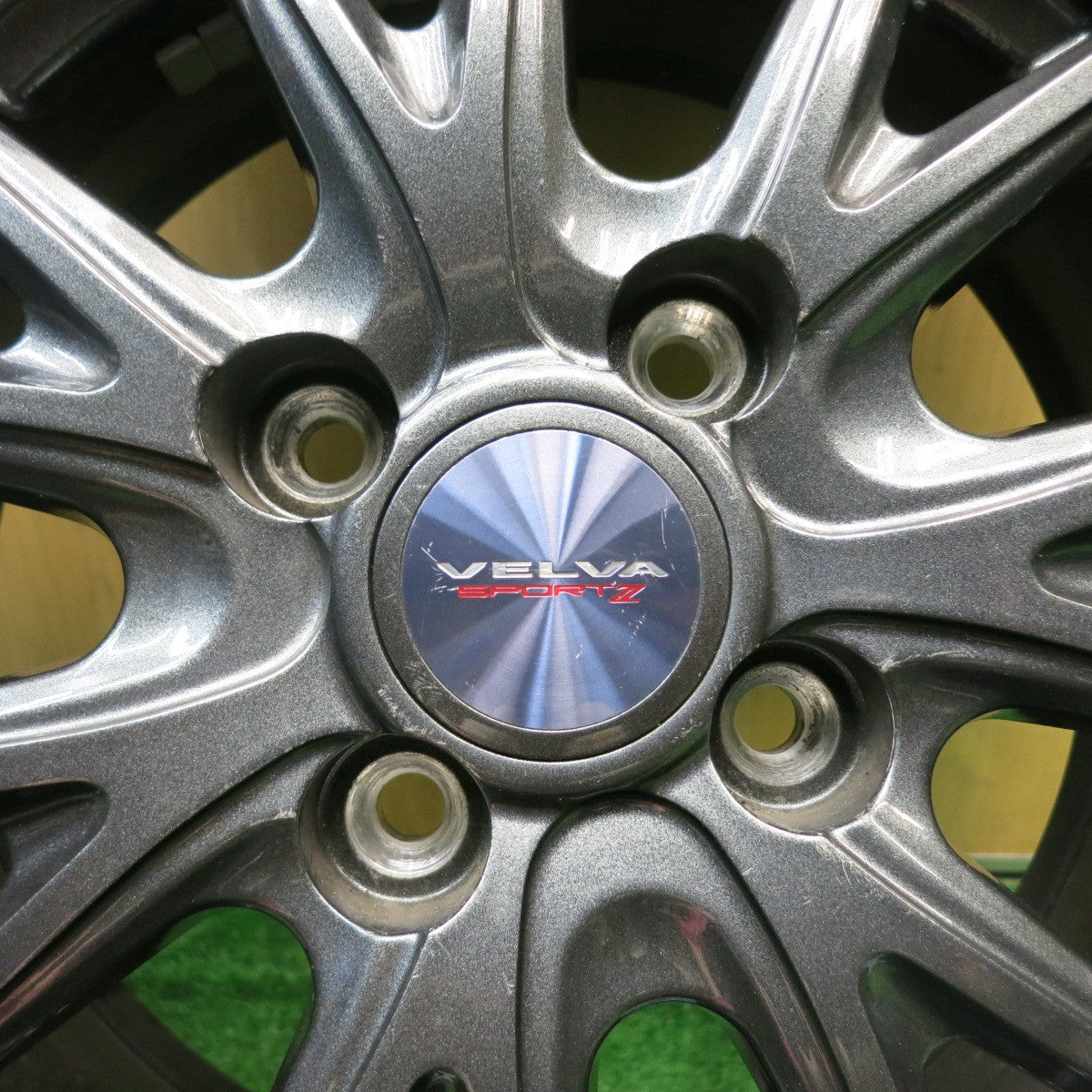 バリ溝！22年！9.5分★スタッドレス 175/65R14 オートバックス ノーストレック N5 VELVA SPORTZ ヴェルヴァ 14インチ PCD100/4H★5070604HAス