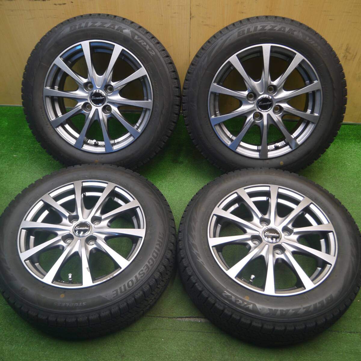 バリ溝！キレイ！8.5分★スタッドレス 165/65R14 ブリヂストン ブリザック VRX2 Exceeder エクシーダー 14インチ PCD100/4H★5020503Hス