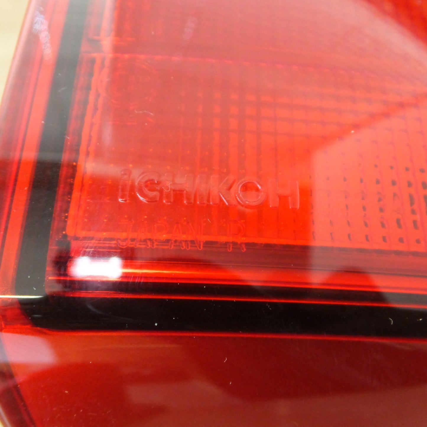 [送料無料] 新車外し 美品★トヨタ TOYOTA 純正 エルグランド 後期 E51 ME51 NE51 テールライト ICHIKOH C15W 12V L R 左 右 セット★
