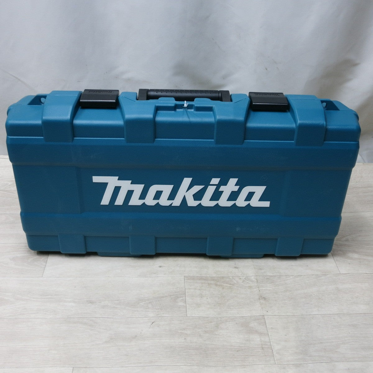 [送料無料] 未使用!バッテリー2個◆マキタ 充電式 レシプロソー 18V JR187DRGX ケース 充電器 付き セーバーソー 電動 工具◆