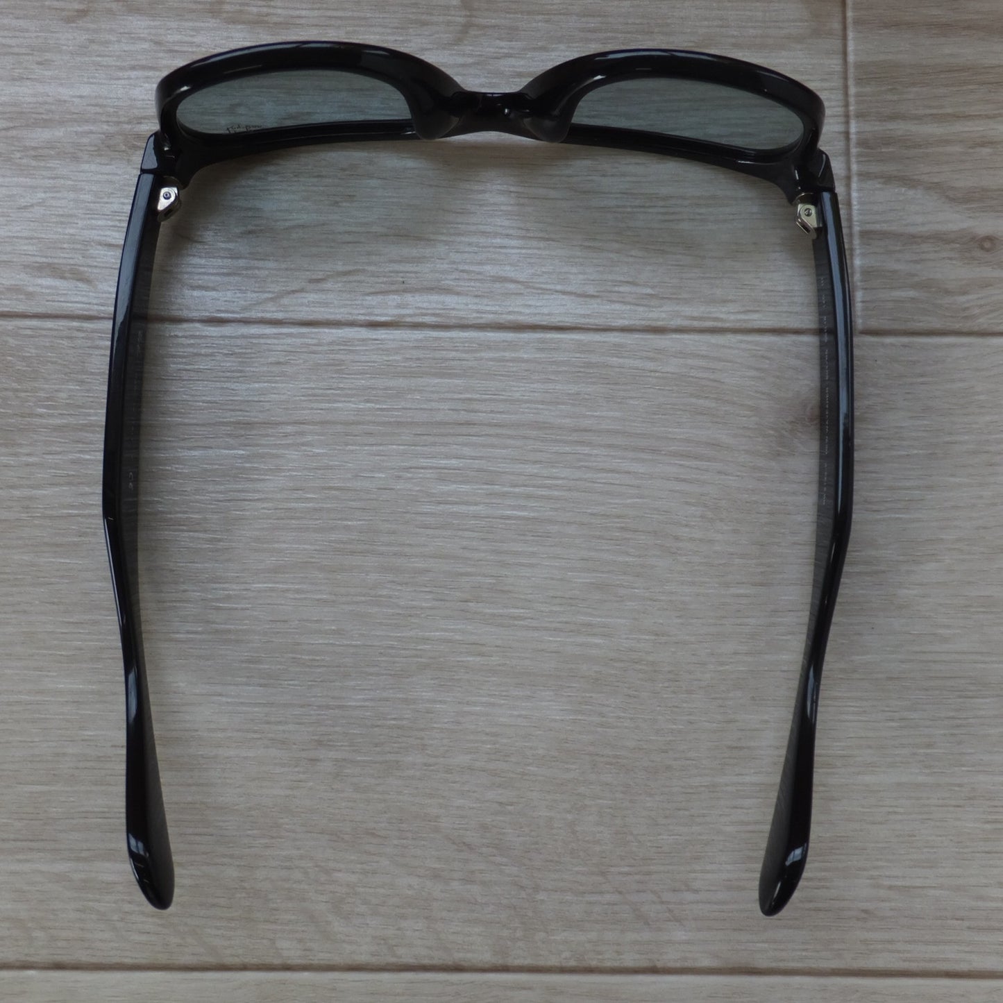 [送料無料] 美品★レイバン Ray-Ban サングラス NEW WAYFARER RB2132-F　601/R5 55□18 140 1N★