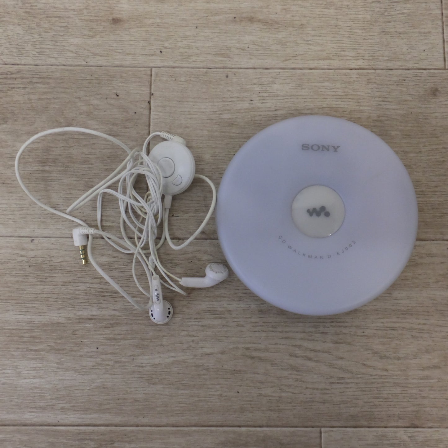 [送料無料] 現状品★SONY ソニー CDウォークマン WALKMAN D-EJ002　CD-R/RW G-PROTECTION★