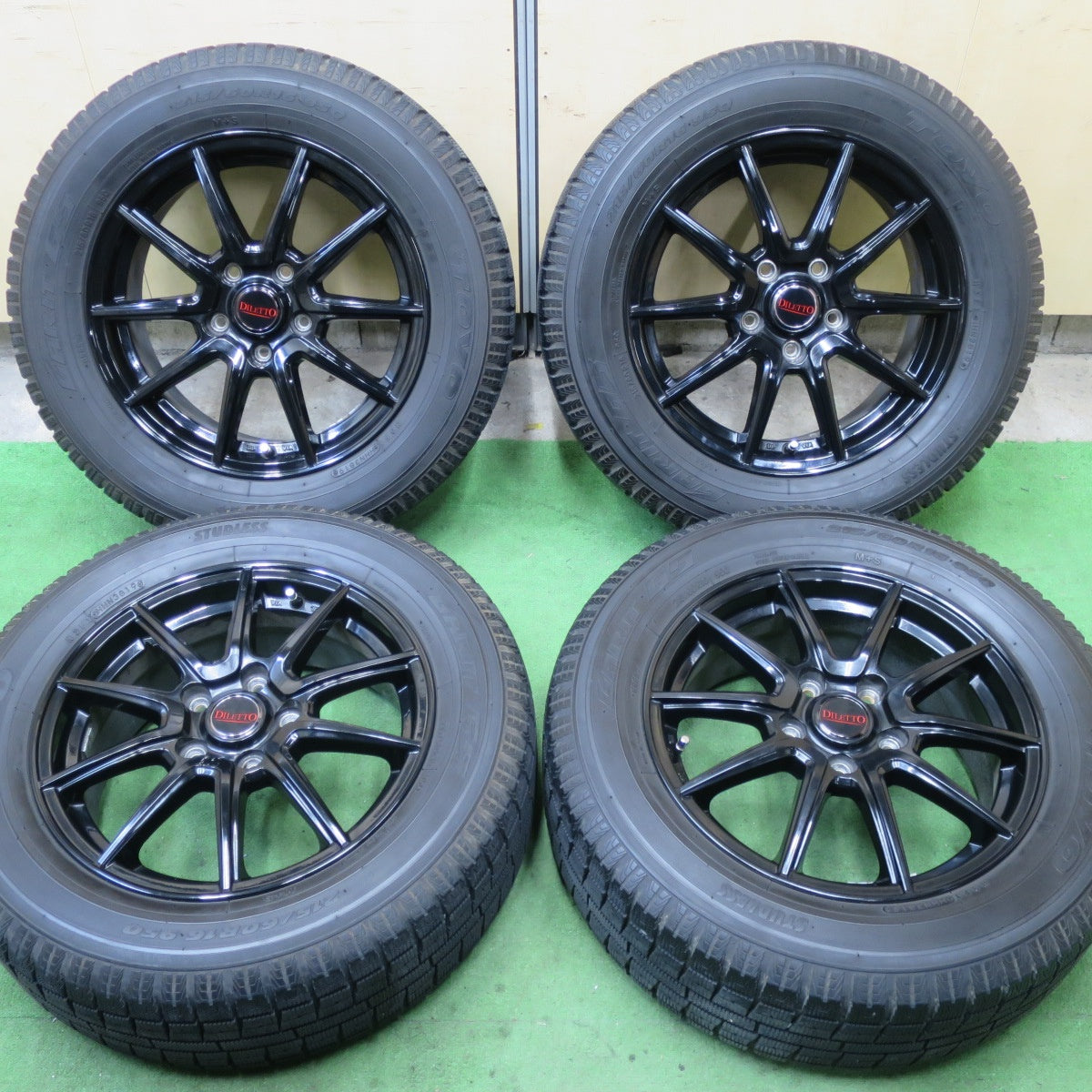バリ溝！キレイ！9.5分★スタッドレス 215/60R16 トーヨー ガリット G5 DILETTO ディレット 16インチ PCD114.3/5H★5052802TTス