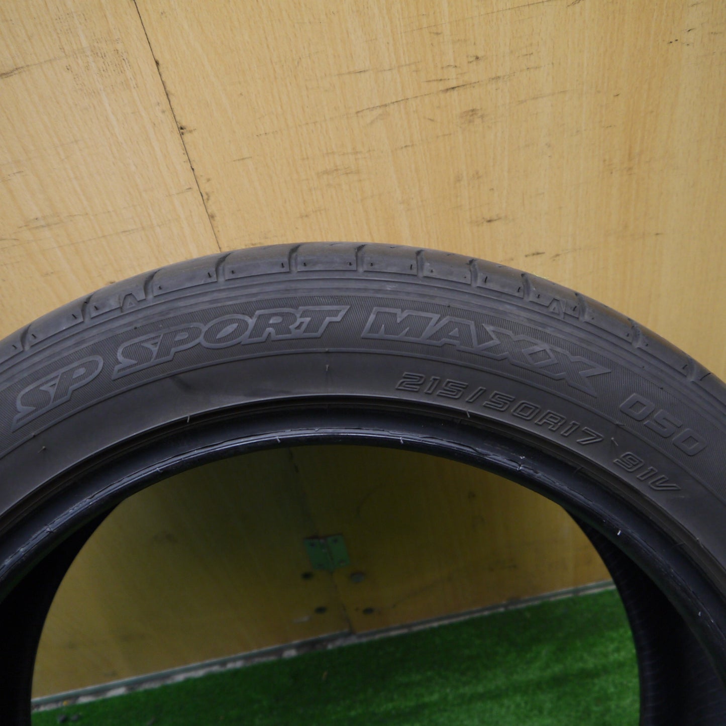 1本価格★215/50R17 ダンロップ SPスポーツマックス 050 タイヤ 17インチ レヴォーグ プリウスα ウィッシュ 等★5060911Hノタ