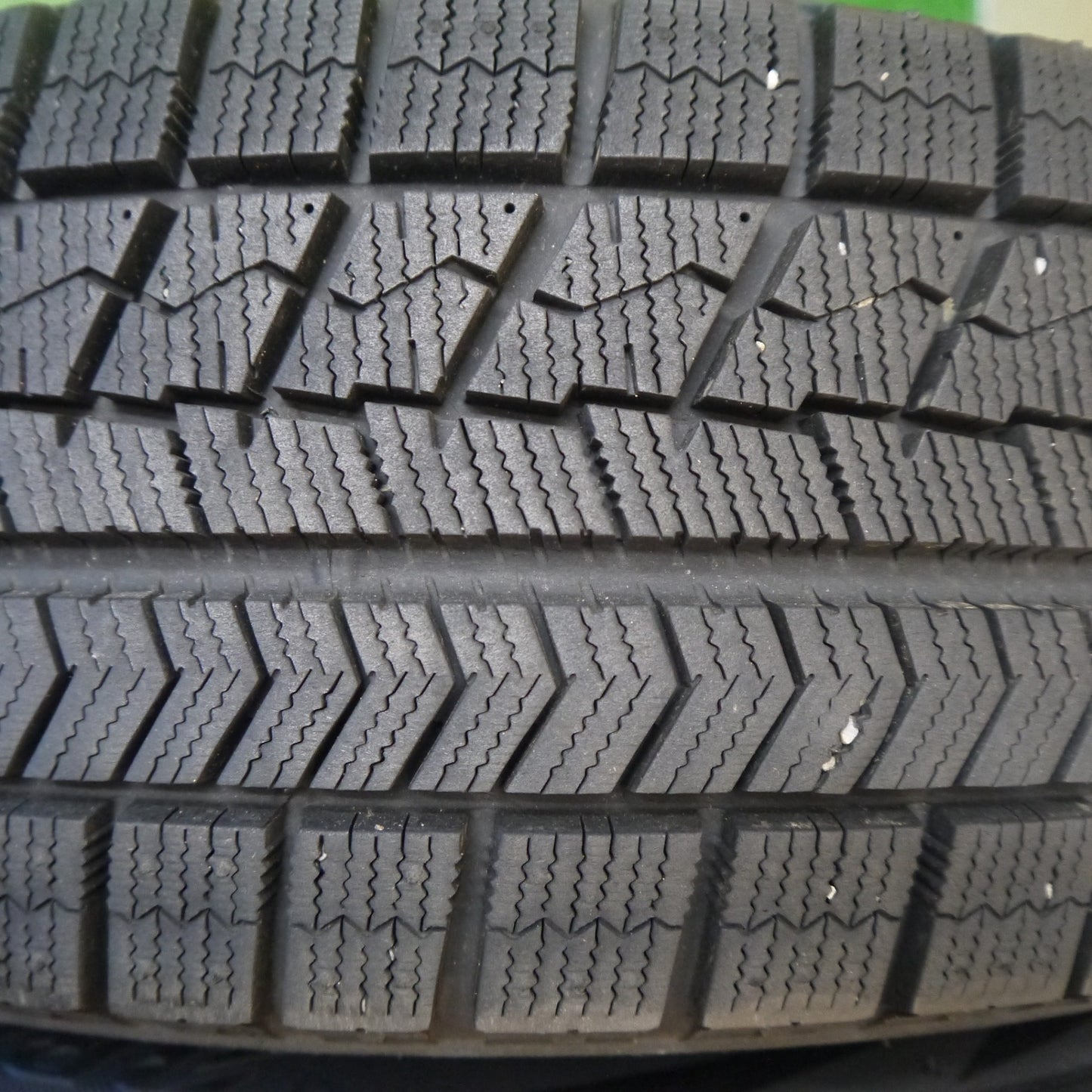 バリ溝！9.5分★スタッドレス 185/65R14 ブリヂストン ブリザック VRX GMach 14インチ PCD100/4H★6021305Hス