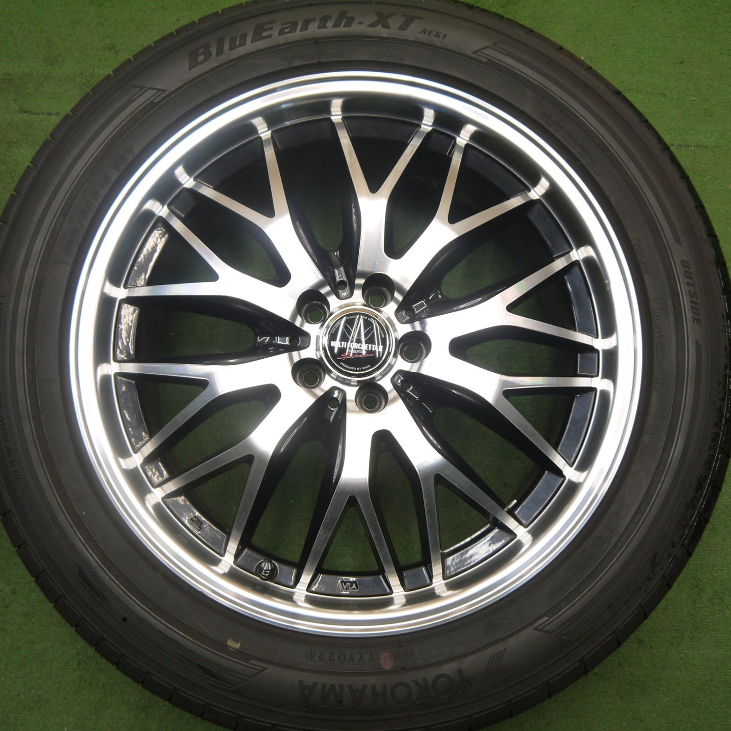 バリ溝！24年！キレイ！9.5分★フォレスター 等 LOXARNY 632 MULTI FORCHETTAⅡ SP Spector 225/55R18 ヨコハマ BluEarth-XT AE61 18インチ ロクサーニ PCD100/5H★6041006Hノ