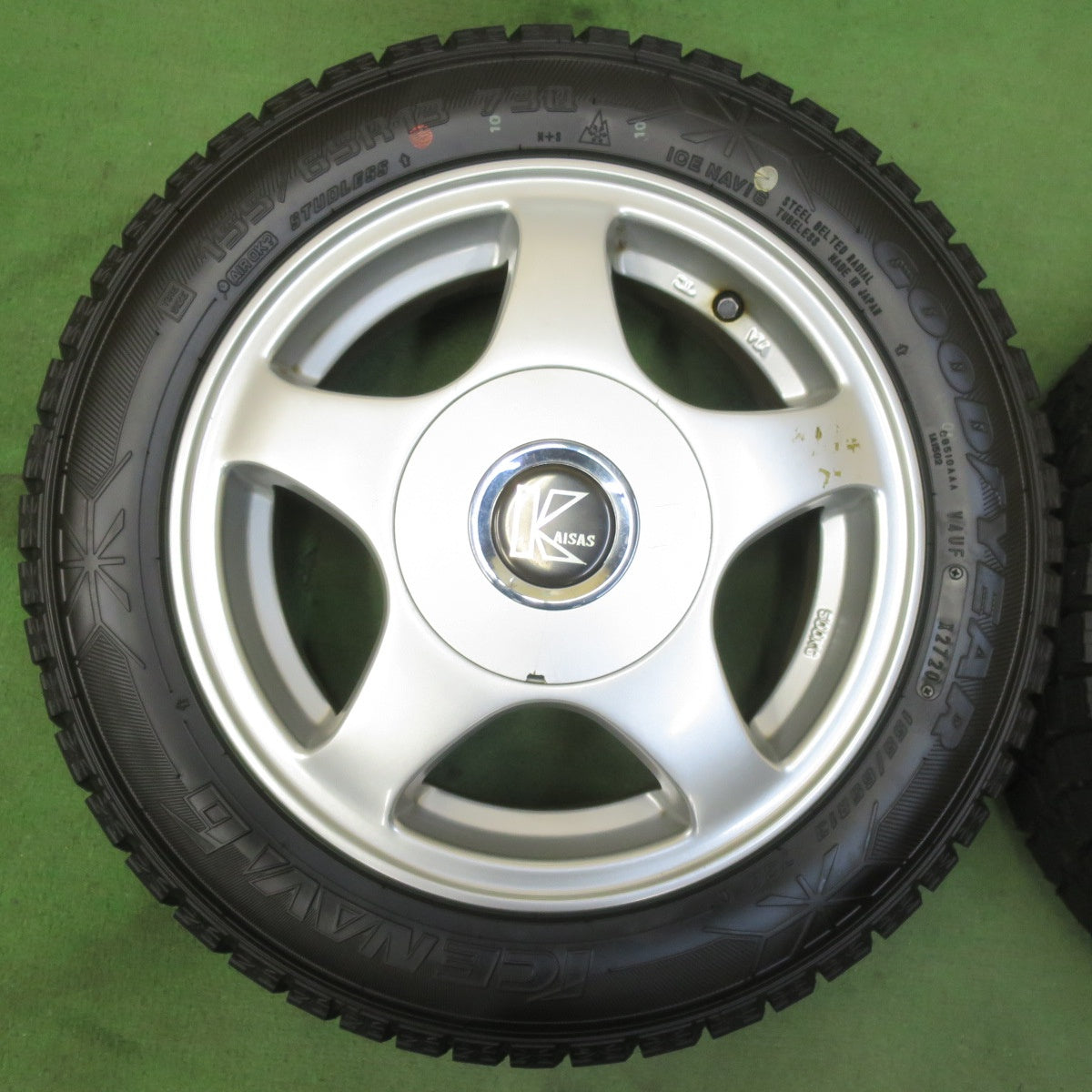 ほぼ未使用★スタッドレス 155/65R13 グッドイヤー アイスナビ6 KAISAS 社外 アルミ 13インチ PCD 100 110 114.3/4H マルチ★5100701イス