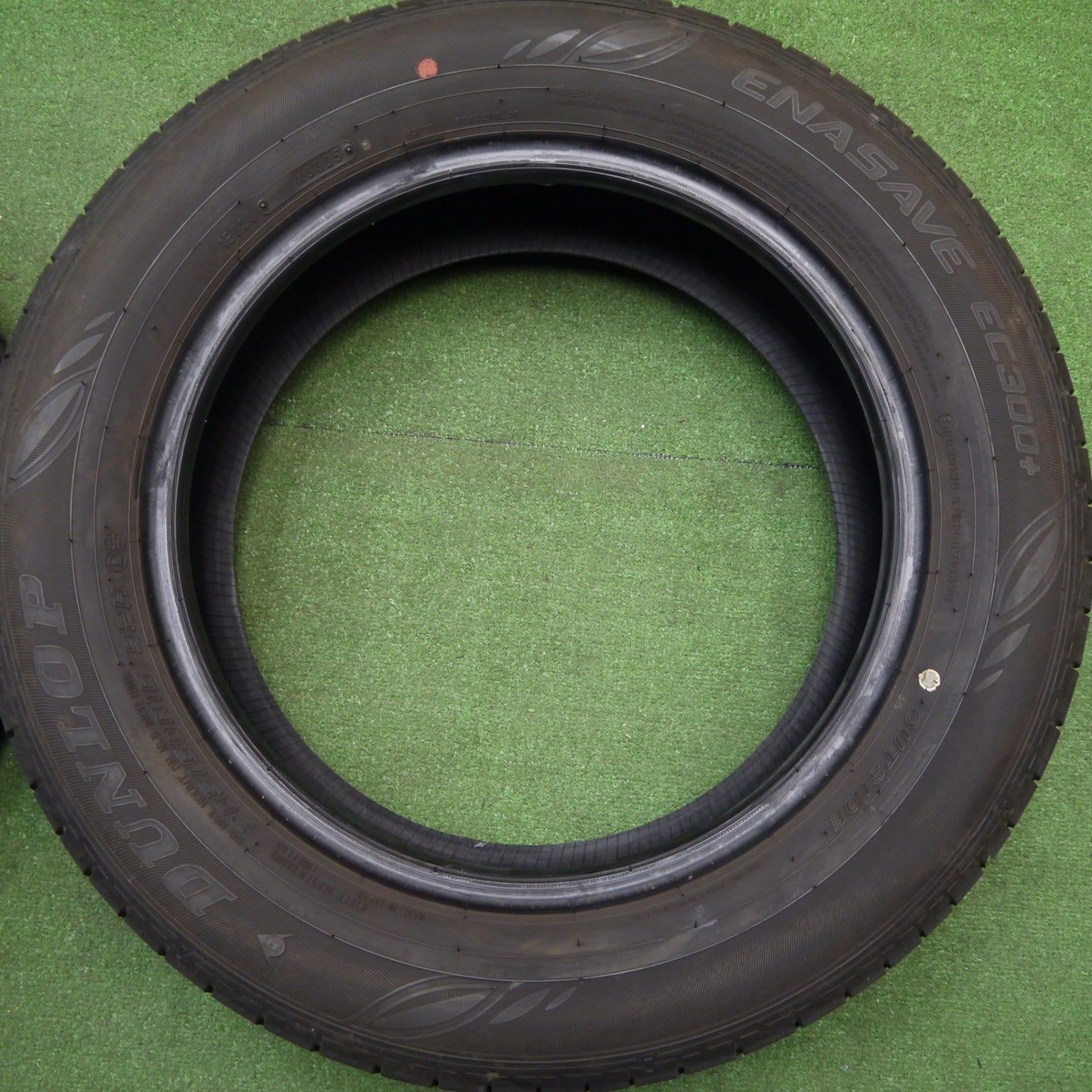 新車外し！25年★205/60R16 ダンロップ エナセーブ EC300+ タイヤ 16インチ ノア ヴォクシー ステップワゴン 等★5121204Hノタ