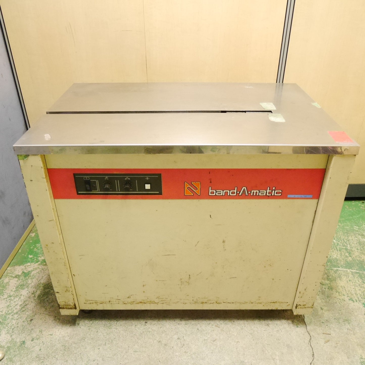【岐阜発 直接引取限定】☆NAIGAI ナイガイ band-A-matic 半自動 梱包機 F20 業務用 包装 作業用 バンド詰め 荷物 荷づくり テーブル 現状品☆