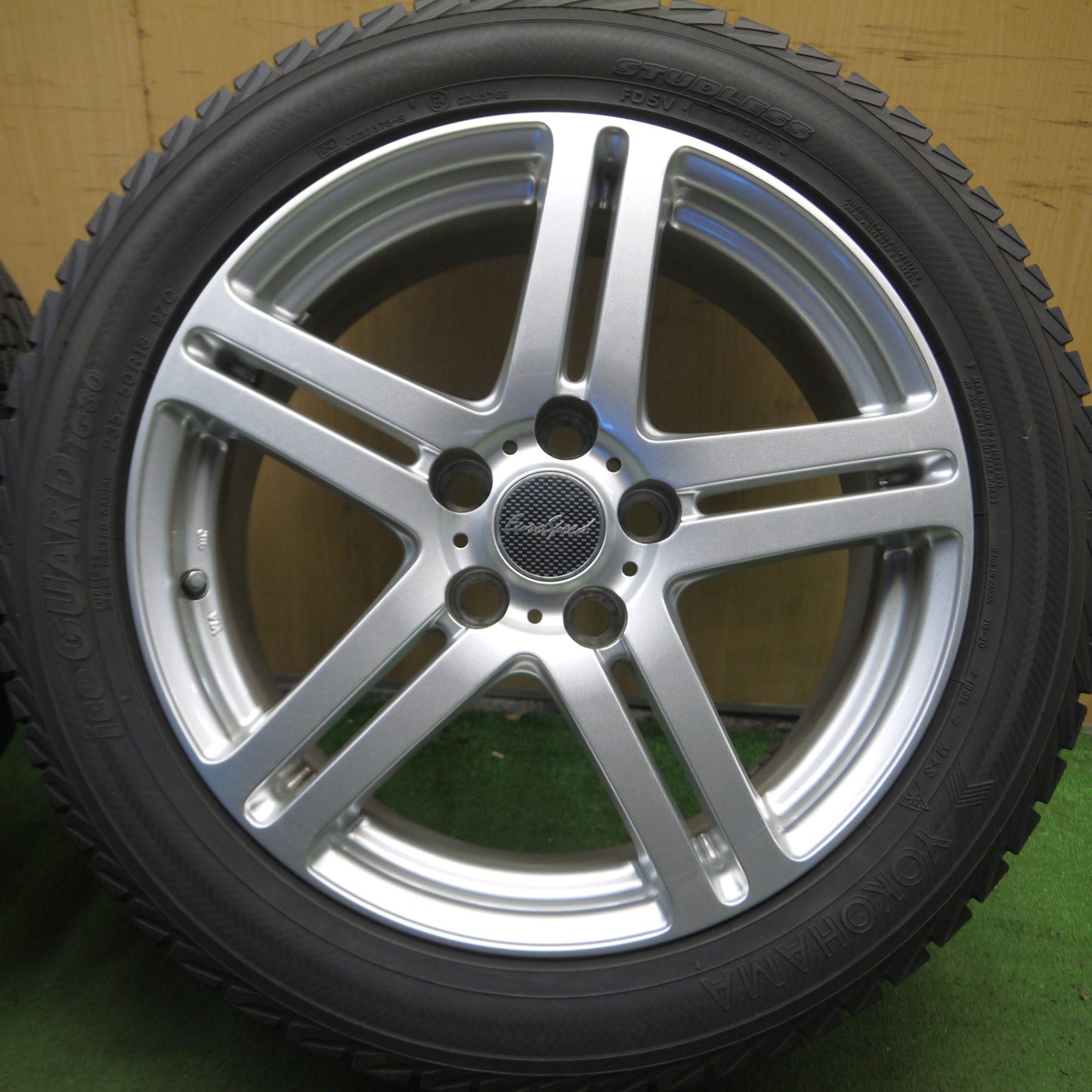 *送料無料* キレイ★レクサス LS 等 235/50R18 スタッドレス ヨコハマ アイスガード iG30 EuroSpeed ユーロスピード PCD120/5H★4040210Hス