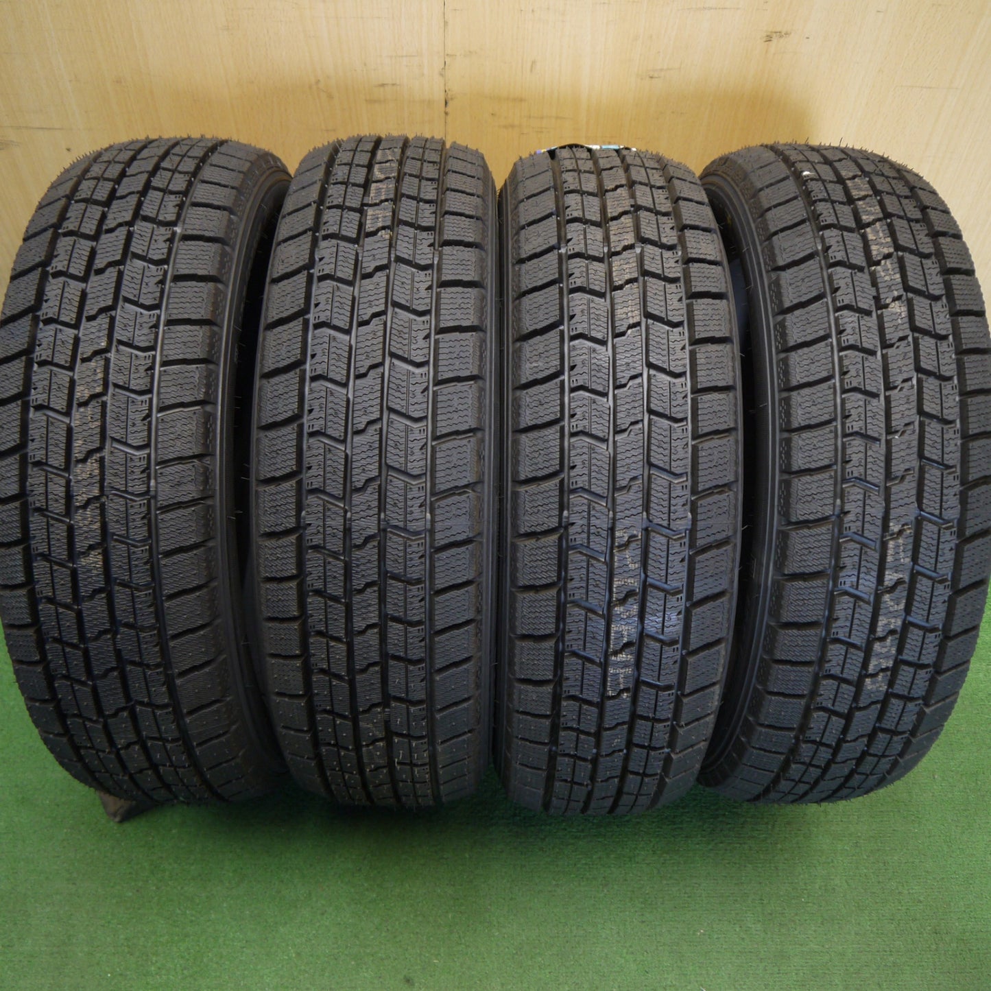 未使用！24年★スタッドレス 165/55R15 グッドイヤー アイスナビ7 タイヤ 15インチ N-BOX N-WGN ワゴンR スペーシア アルト タント デリカミニ 等★6050812Hスタ