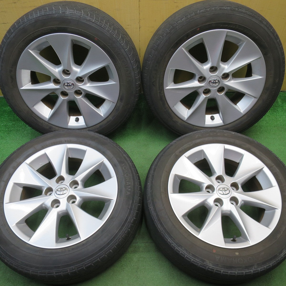 4本価格★トヨタ 20系 アルファード ヴェルファイア 純正 215/60R17 ヨコハマ ASPEC 17インチ PCD114.3/5H★6042803NJノ