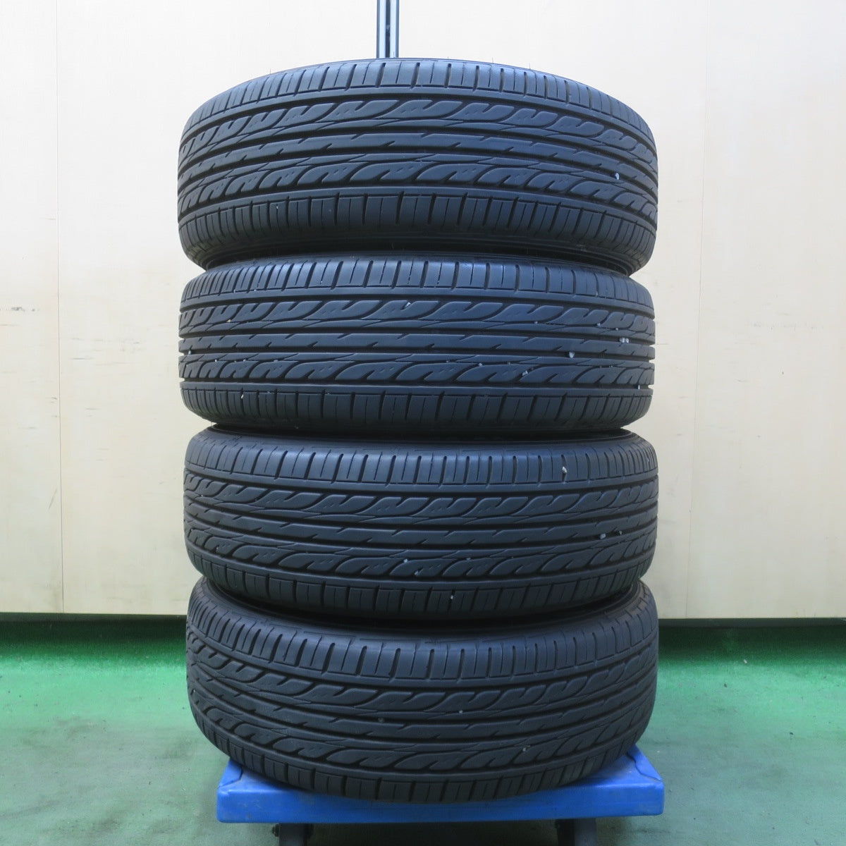 バリ溝！24年！キレイ！9.5分★トヨタ 160系 カローラ フィールダー WxB 純正 185/60R15 ダンロップ EC202 15インチ PCD100/4H★6051503イノ