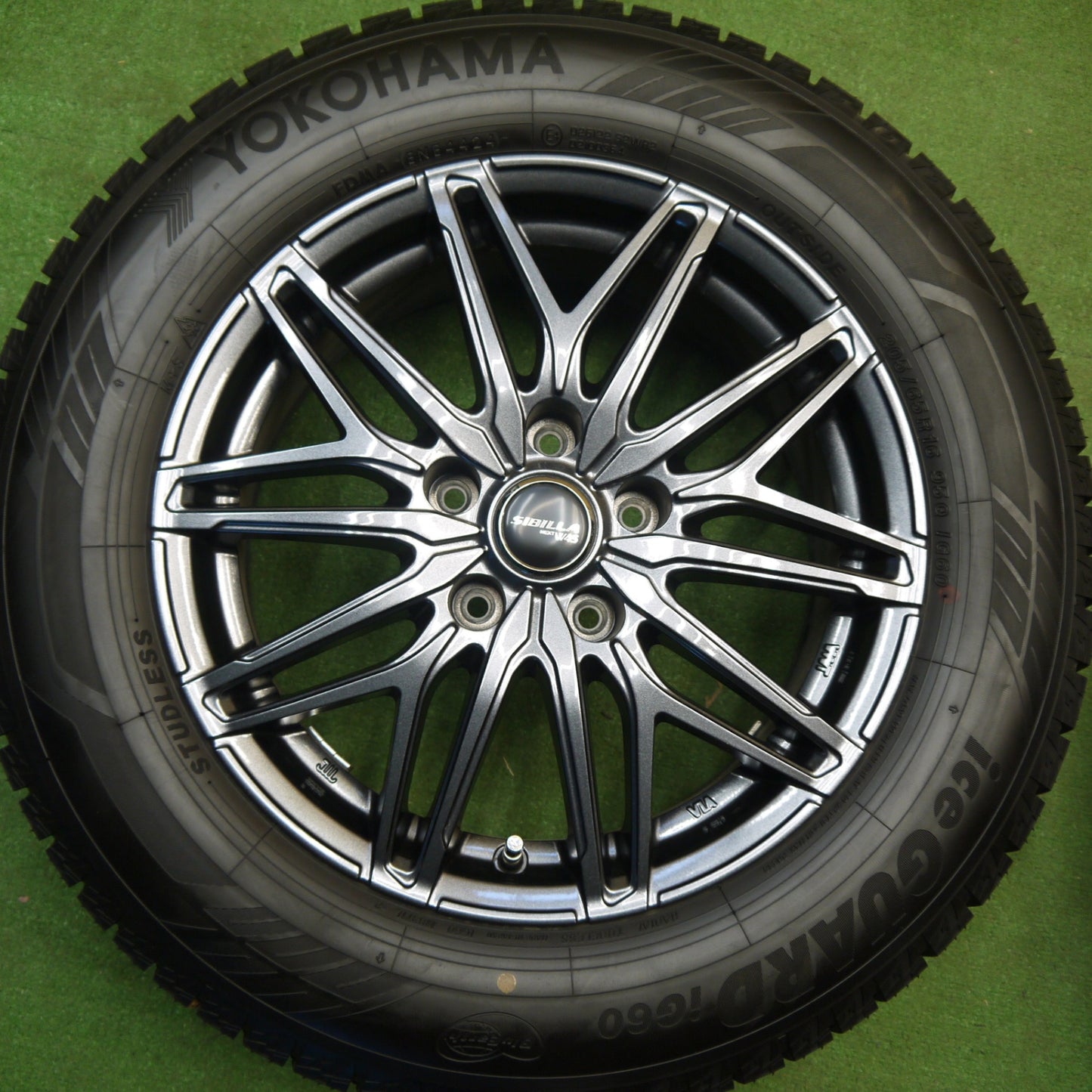 超バリ溝！24年！キレイ！ほぼ10分★スタッドレス 205/65R16 ヨコハマ アイスガード iG60 SIBILLA NEXT W45 シビラ 16インチ PCD114.3/5H★6011602Hス
