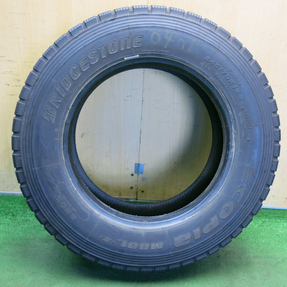 未使用！23年！1本★トラック タイヤ 245/70R19.5 136/134J ブリヂストン エコピア M801 Ⅱ ミックス オールシーズン 19.5インチ★6072903KKスタ