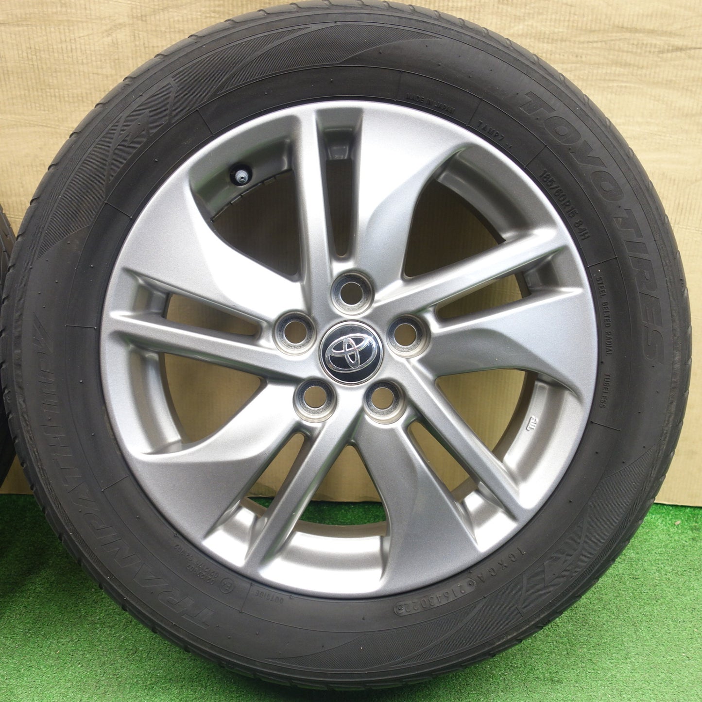 バリ溝！22年！キレイ！8.5分★トヨタ 170系 シエンタ 純正 185/60R15 トーヨー トランパス MP7 15インチ PCD100/5H★6031301KTノ