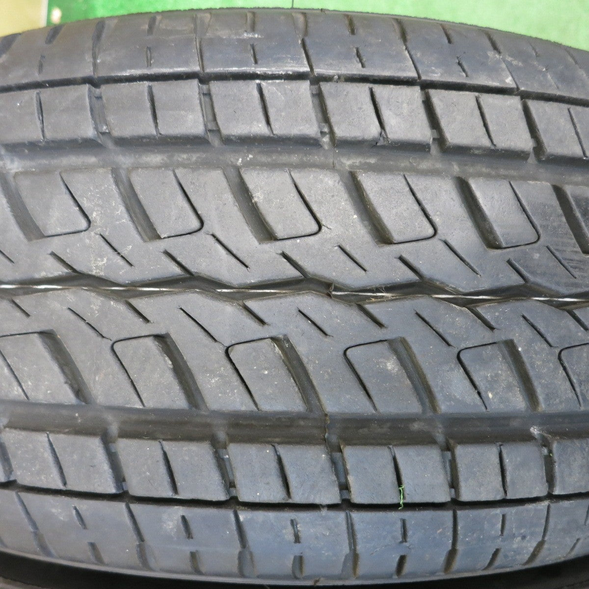 バリ溝！23年！9.5分◎FLEDERMAUS CUERVO8 215/65R16 トーヨー H20 H30 ホワイトレター フレーダーマウス クエルボ8 16インチ PCD139.7/6H◎6072503HAノ